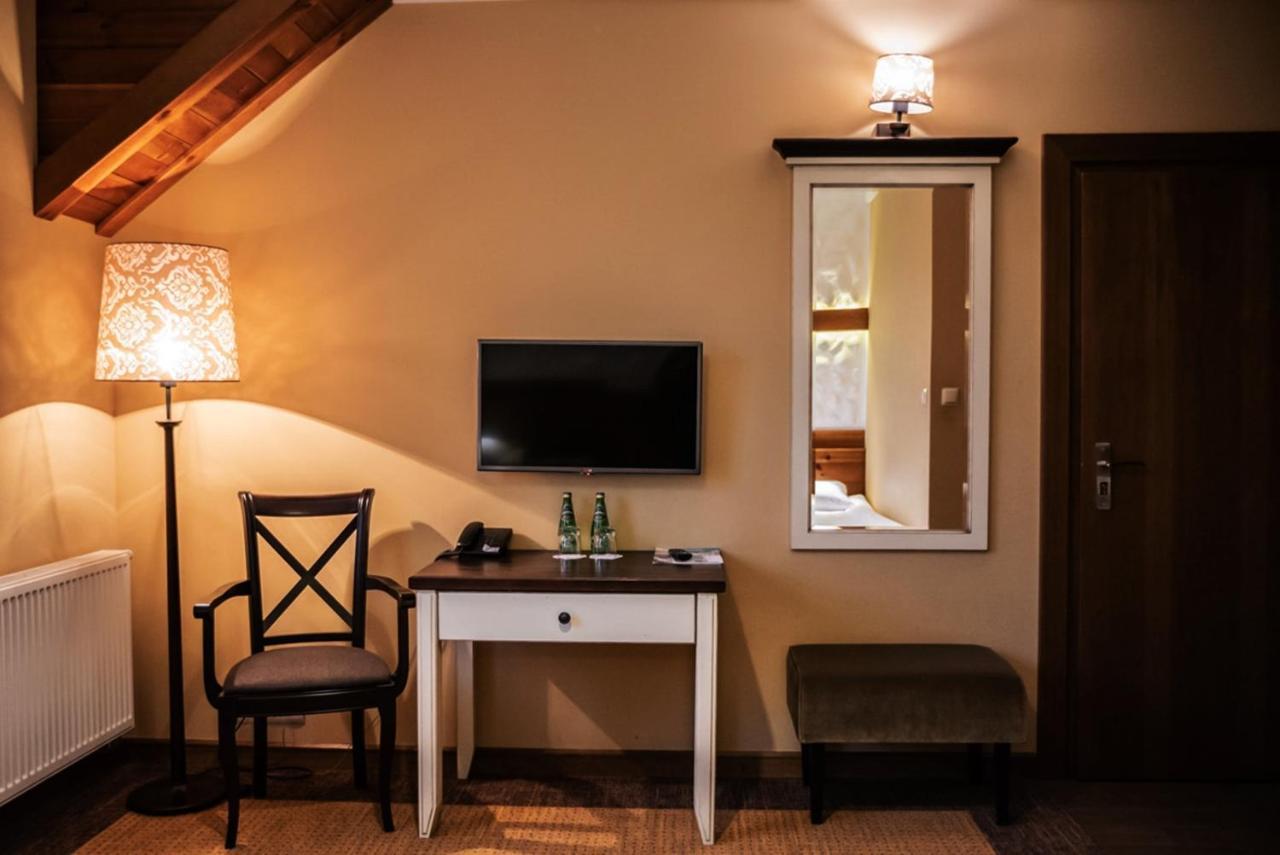Folwark Lekuk Hotel Łękuk Mały Екстериор снимка
