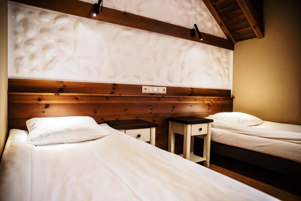 Folwark Lekuk Hotel Łękuk Mały Екстериор снимка