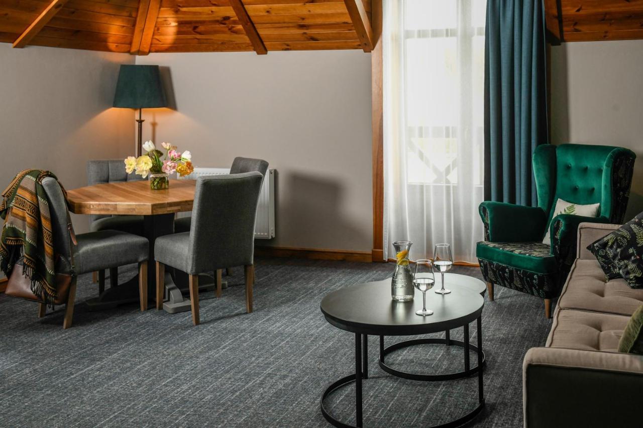 Folwark Lekuk Hotel Łękuk Mały Екстериор снимка
