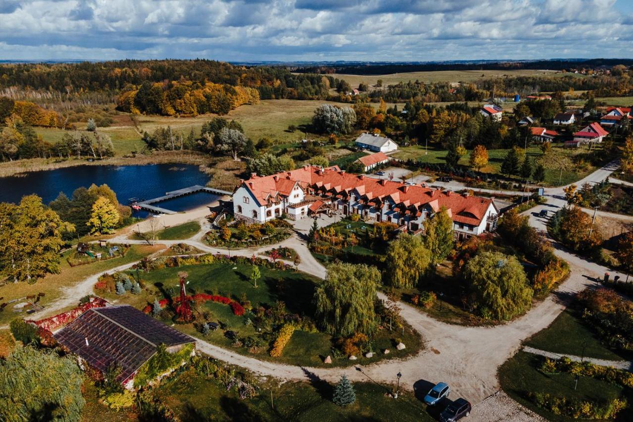 Folwark Lekuk Hotel Łękuk Mały Екстериор снимка