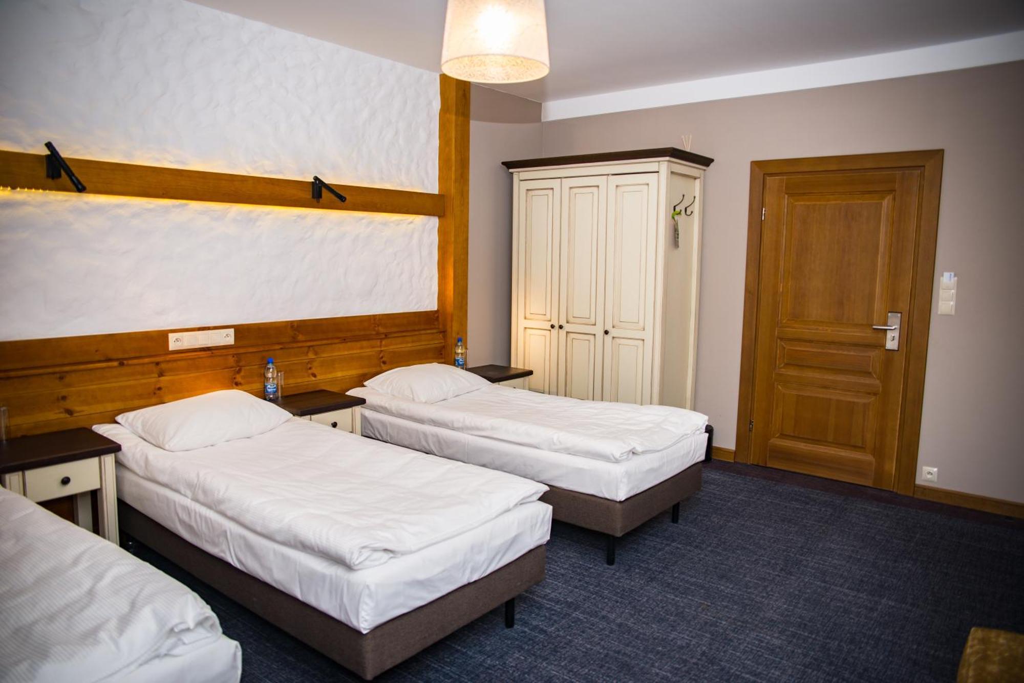 Folwark Lekuk Hotel Łękuk Mały Екстериор снимка